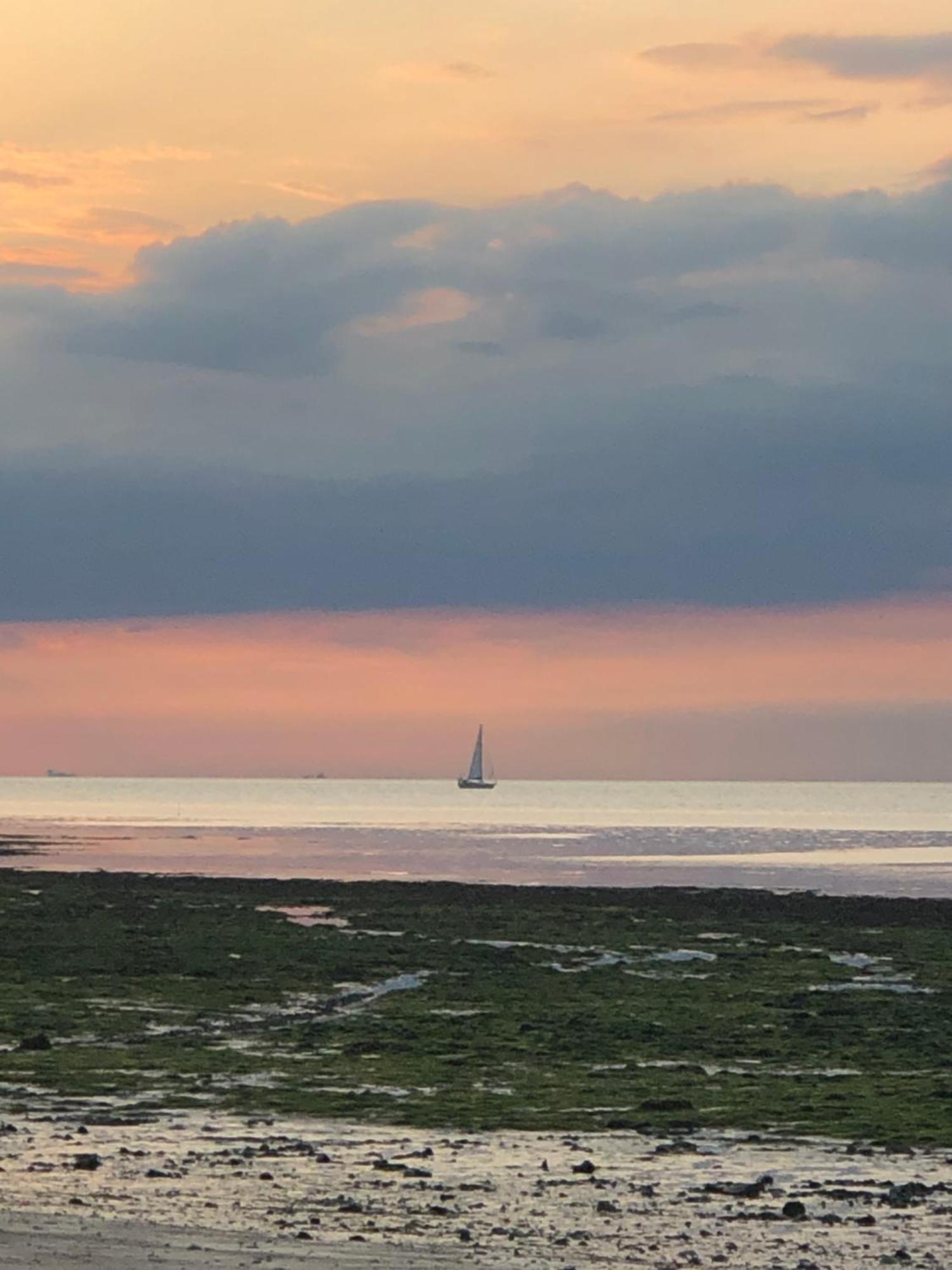 Appartamento Avenue_1Barnes Westgate-on-Sea Esterno foto